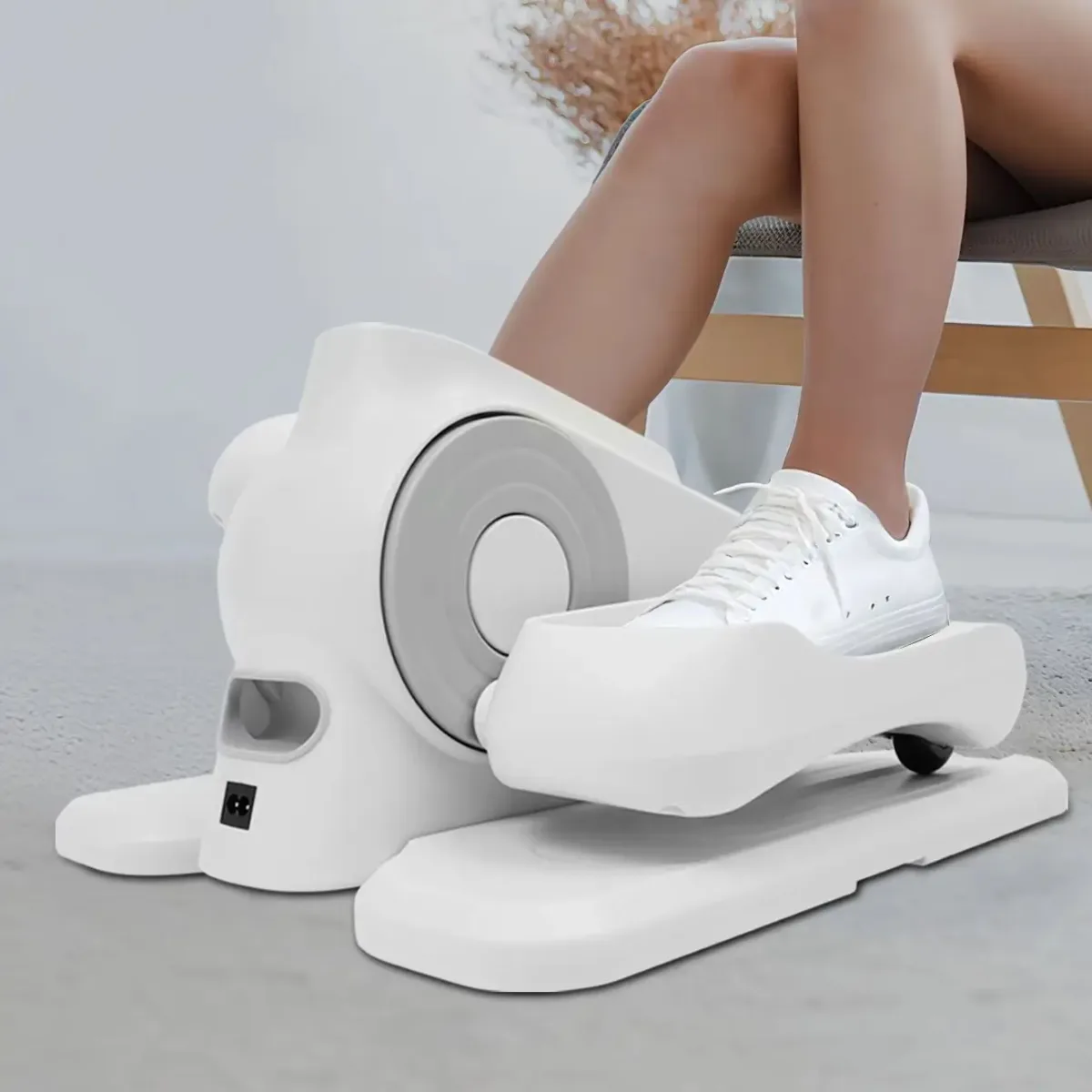 Mini pédalier d'exercice blanc avec télécommande