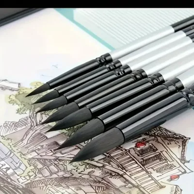 Set de 7 pinceaux à manche plastique